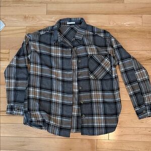 Women’s Plaid Button-Up Shirt - Gray & Brown